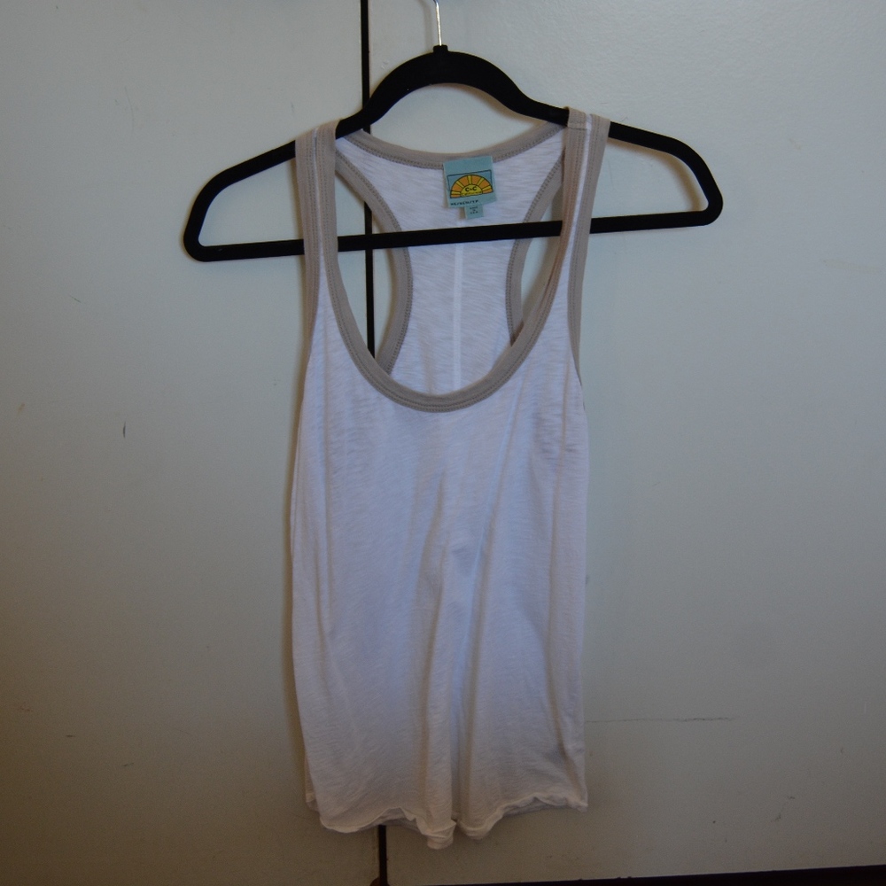 FLOWY TANK